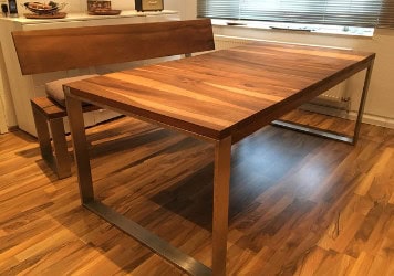 Kavas Metallbau Landshut: Esstisch und Bank aus Material-Mix.